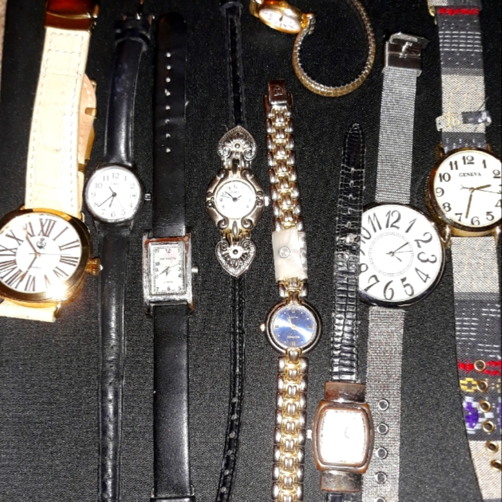 WATCHES..TIMEPIECE COLLECTORS..9 Watches total..ASSORTED BRANDS/ STYLES..